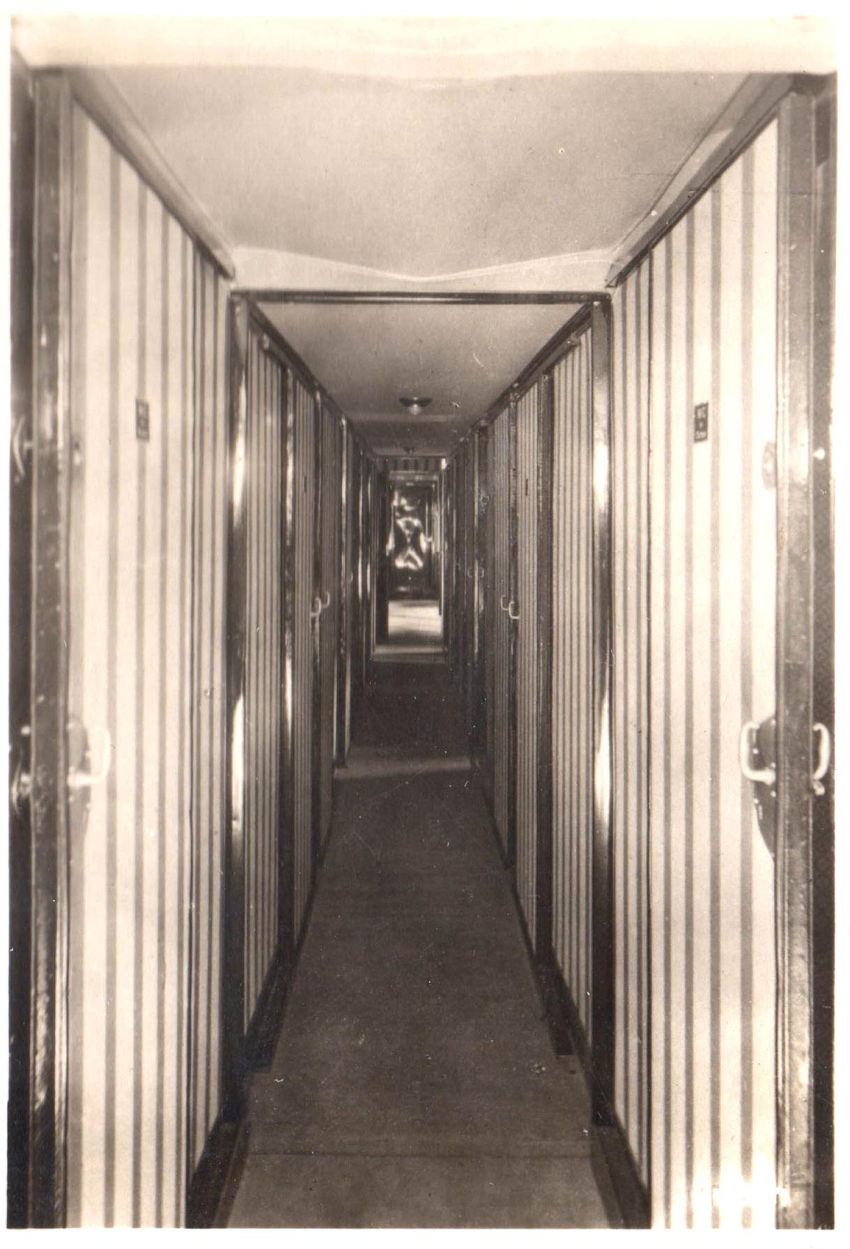 lz127-corridor.jpg