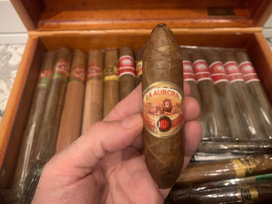 La Aurora 107 Zeppelin cigar La Aurora 107 Zeppelin cigar