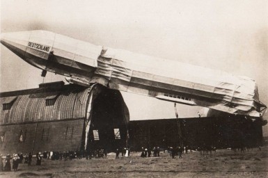 Crash of Deutschland II, under the command of Hugo Eckener